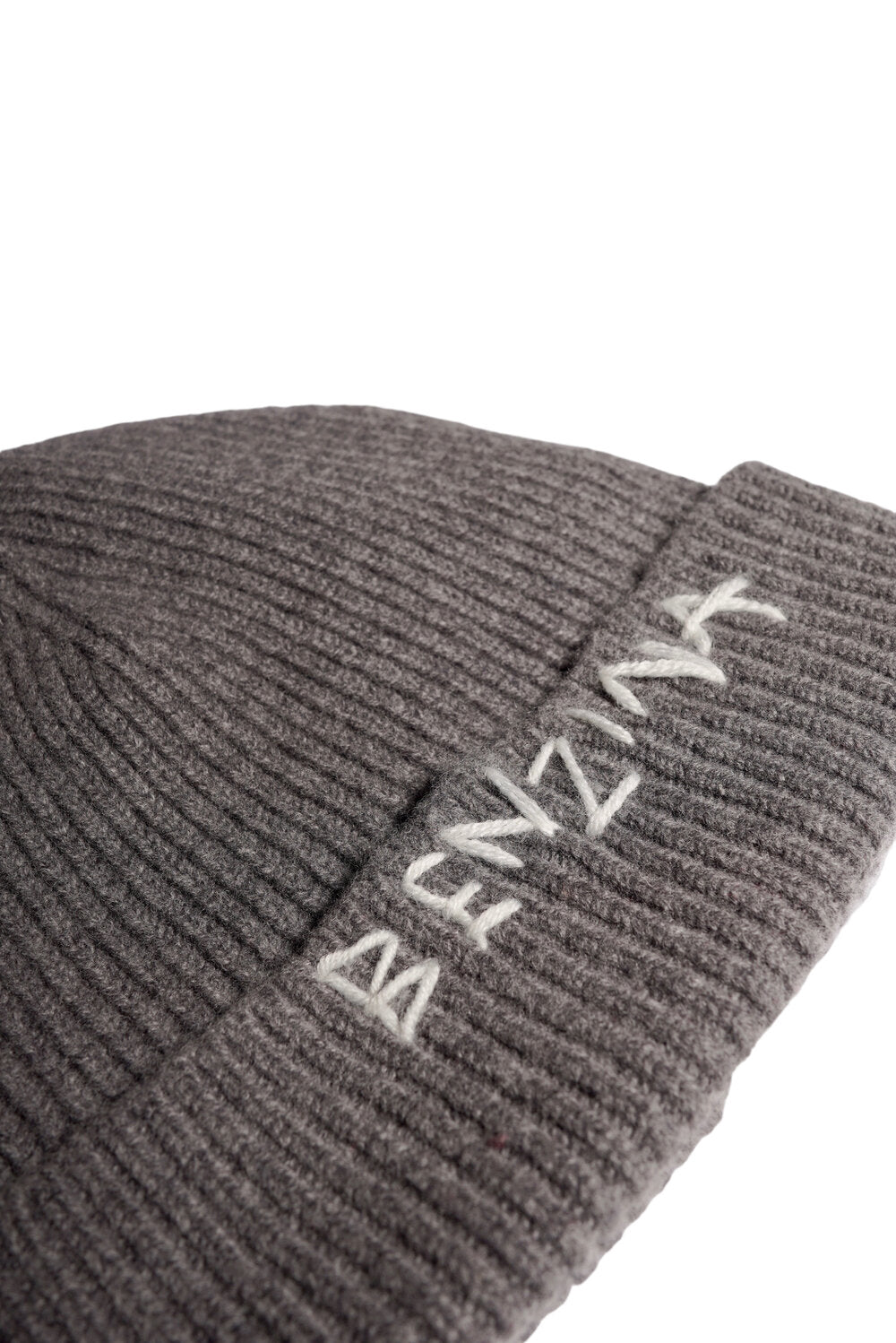 BENZINA merino beanie