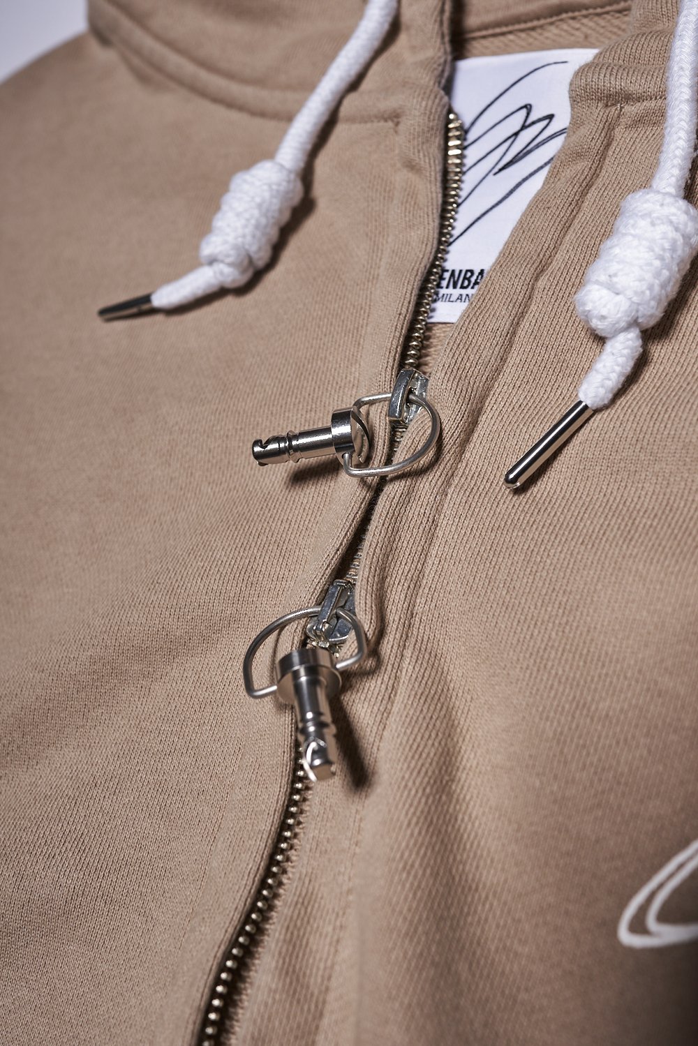 Quaso Zipper Jacket
